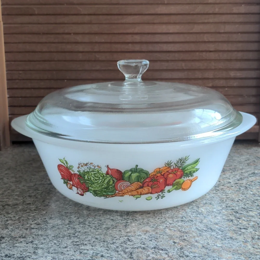 Vintage Jeannette Glasbake Vegetable Medley Casserole Baking Dish 2 Quart